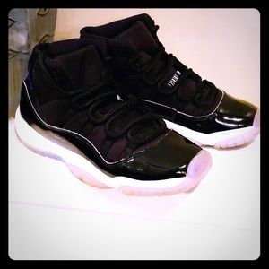 Jordan 11 Space Jam